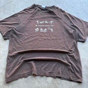 Brown 2008 Apple corporate games tee with amazing fit and graphic‎
